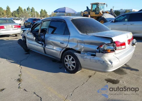 2002 Honda Accord 2.3 Ex/2.3 Se из США, поврежденный, VIN 1HGCG66832A027796